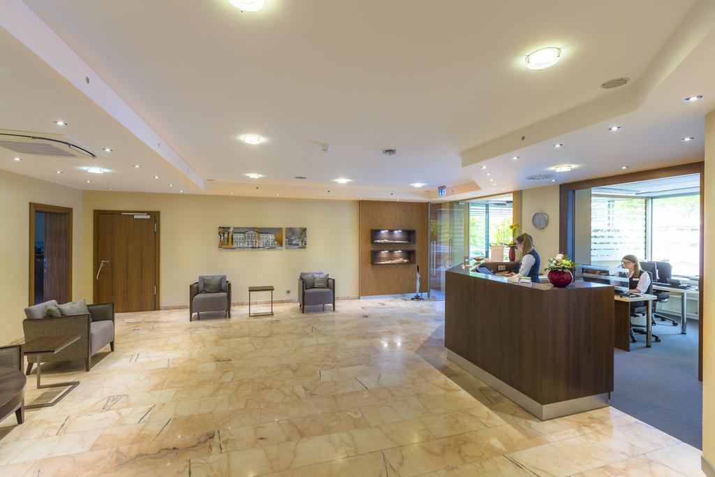 Hotel Scheffelhoehe Брухзаль Экстерьер фото